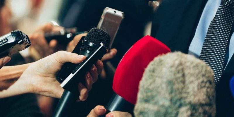La comercialización del periodismo