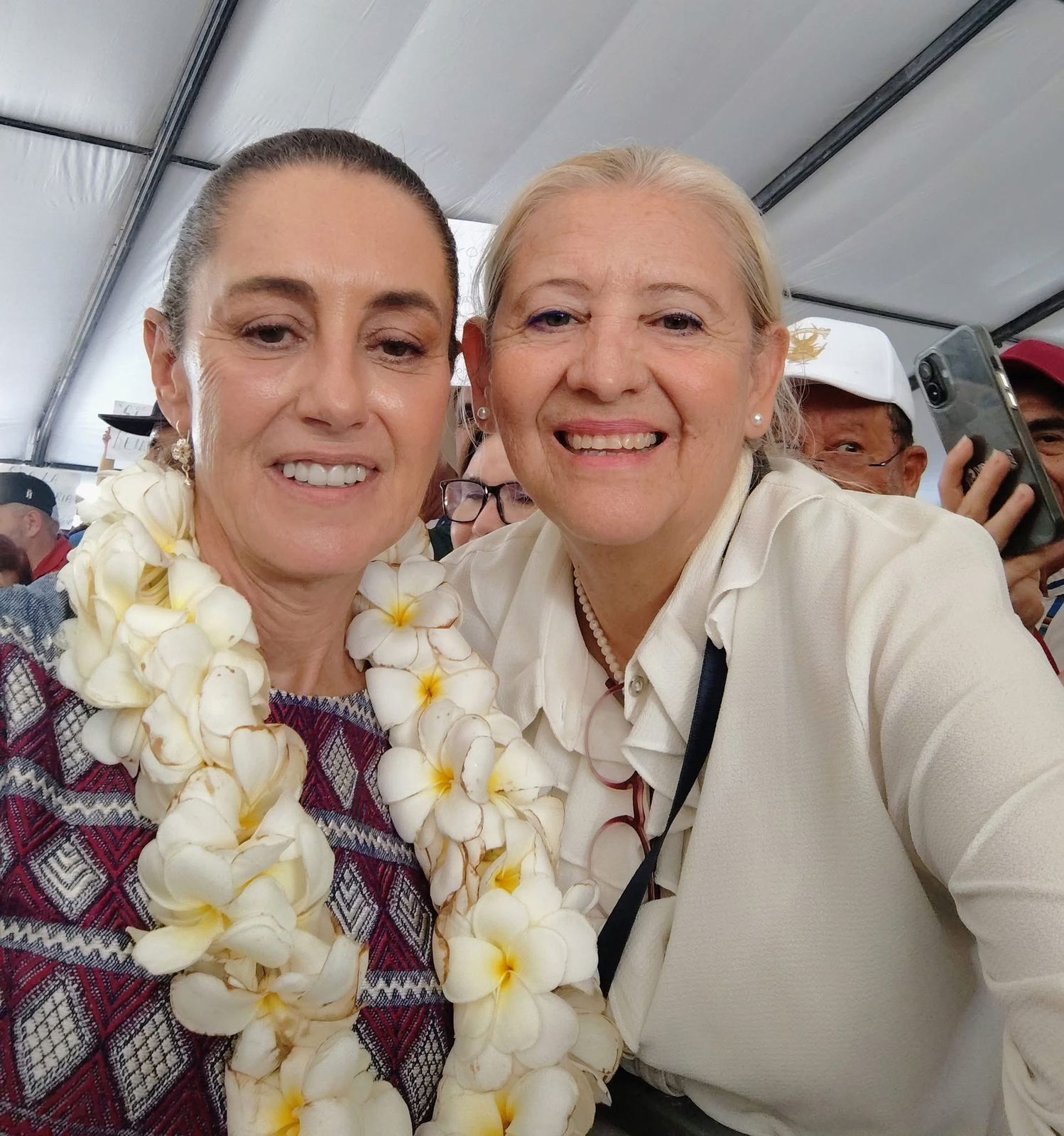 “LA LOCA” DE SINALOA QUE INSULTA A LA PRESIDENTA